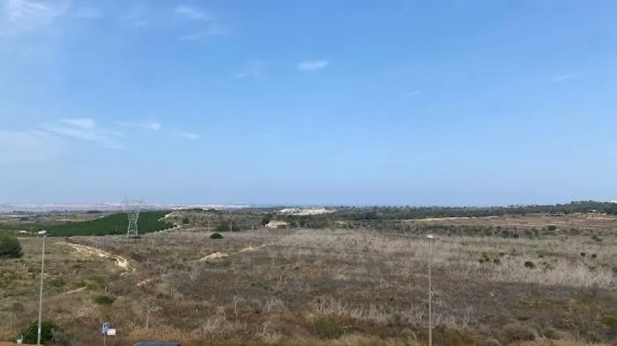 Сasa de 2 dormitorios en San Miguel de Salinas, Spain No. 1008 № 23