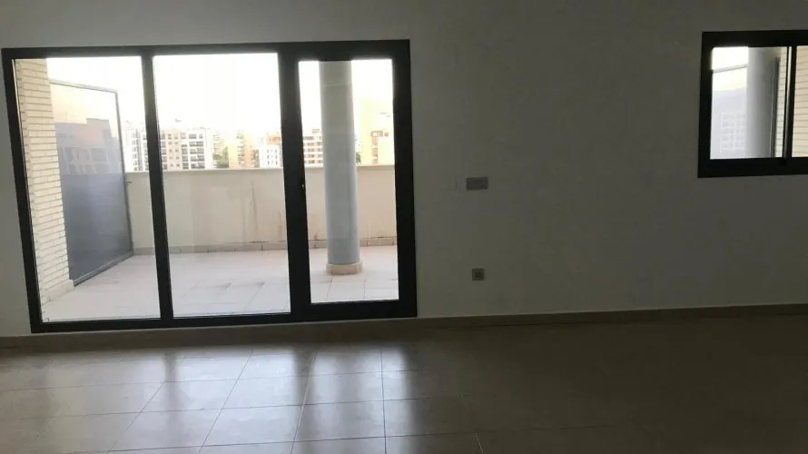 Ático de 4 dormitorios en Alicante, Spain No. 1114 № 13