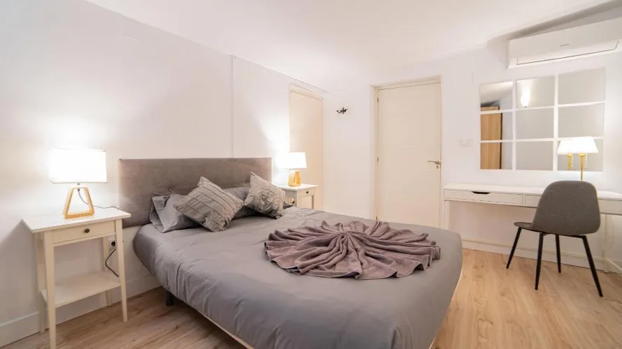 Apartamento de 3 dormitorios en Madrid, Spain No. 579 № 4
