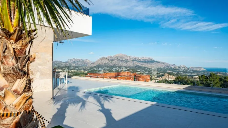 Villa de 3 dormitorios en Polop, Spain No. 973