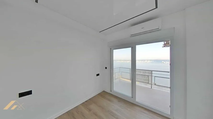 Apartamento de 3 dormitorios en San Pedro del Pinatar, Spain No. 784 № 23