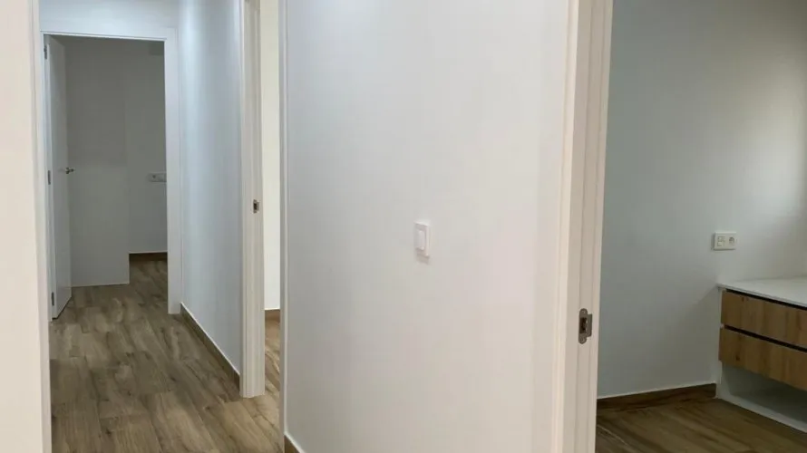 Apartamento de 3 dormitorios en Torrevieja, Spain No. 135 № 18