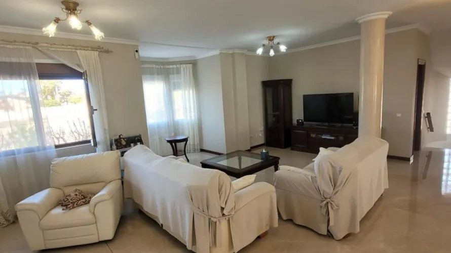 Villa de 5 dormitorios en Ciudad Quesada, Spain No. 548 № 3
