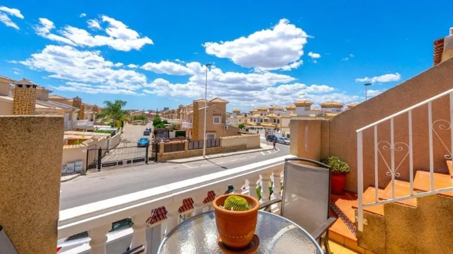 Сasa de 2 dormitorios en Torrevieja, Spain No. 864 № 10