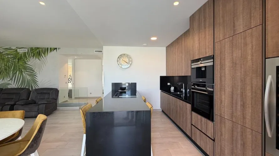 Сasa de 324m² en Finestrat, Spain No. 1411 № 2