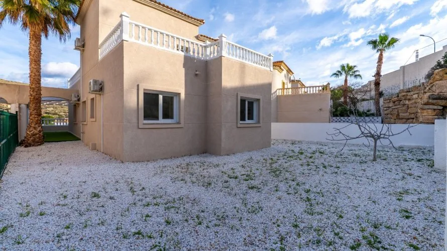 Apartamento de 3 dormitorios en El Campello, Spain No. 237 № 5