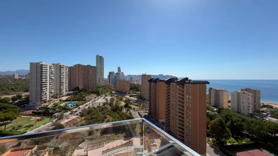 Apartamento de 3 dormitorios en Benidorm, Spain No. 1142 № 17
