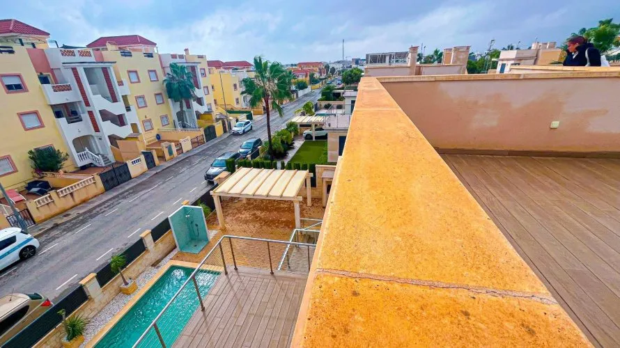 Villa de 5 dormitorios en La Zenia, Spain No. 1270 № 27