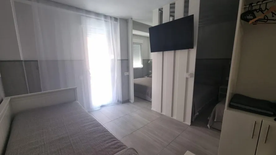 Apartamento de 3 dormitorios en Torrevieja, Spain No. 763 № 17