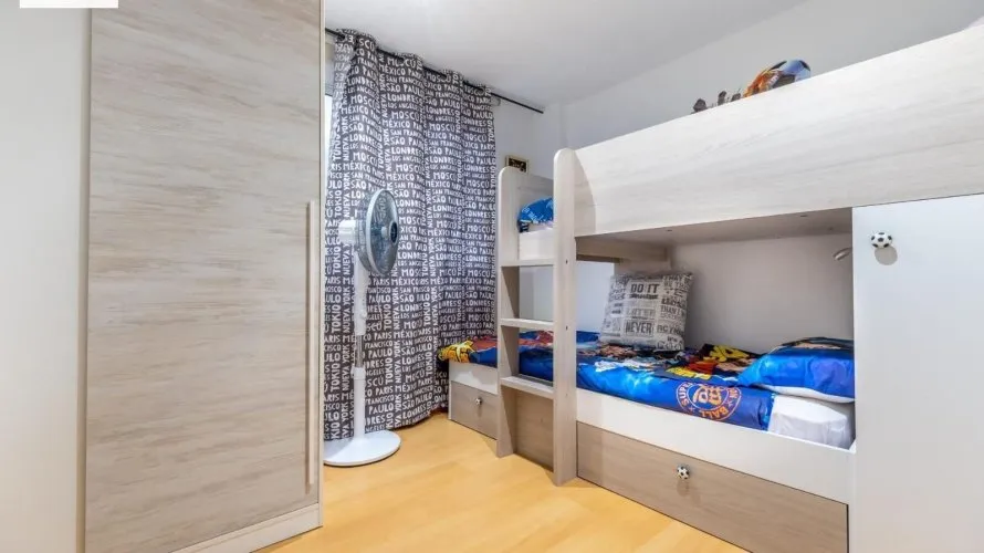 Apartamento de 3 dormitorios en Alicante, Spain No. 938 № 7