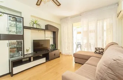 Apartamento de 3 dormitorios en Torrevieja, Spain No. 240