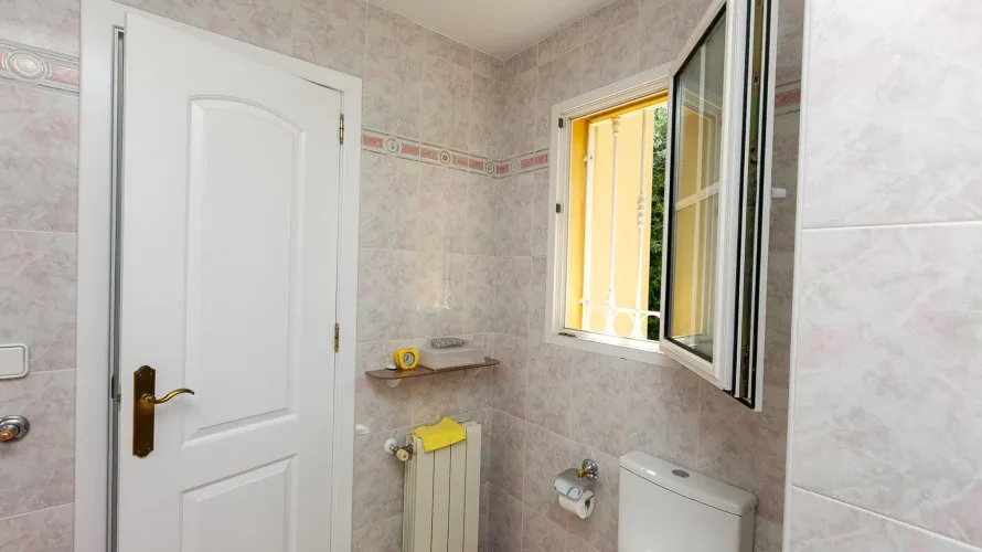 Villa de 194m² en Alicante, Spain No. 1360 № 28
