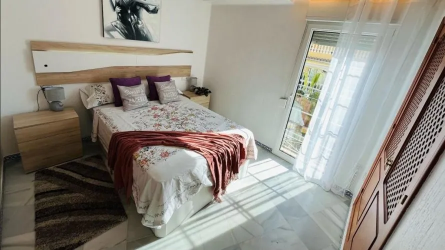 Apartamento de 2 dormitorios en Torrevieja, Spain No. 995 № 27