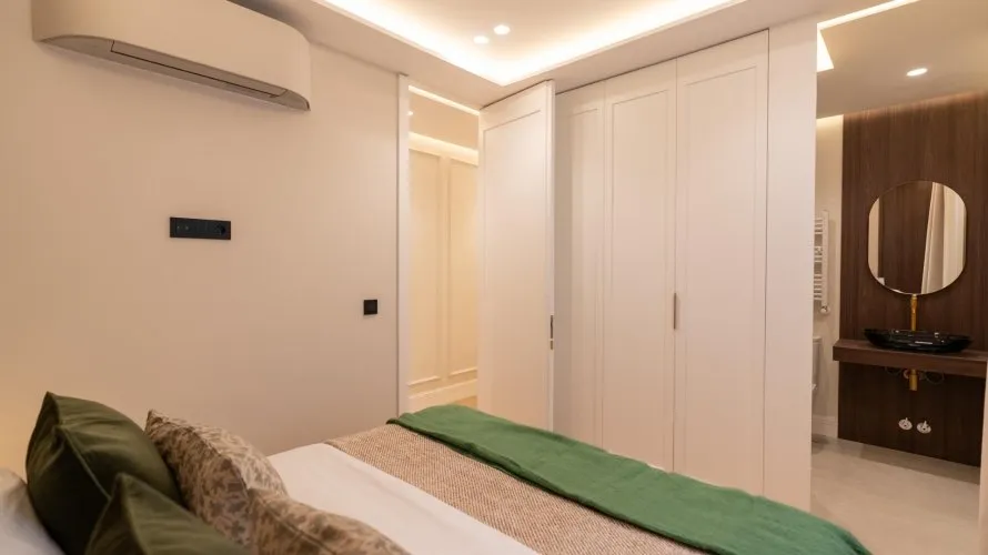 Apartamento de 3 dormitorios en Madrid, Spain No. 951 № 28
