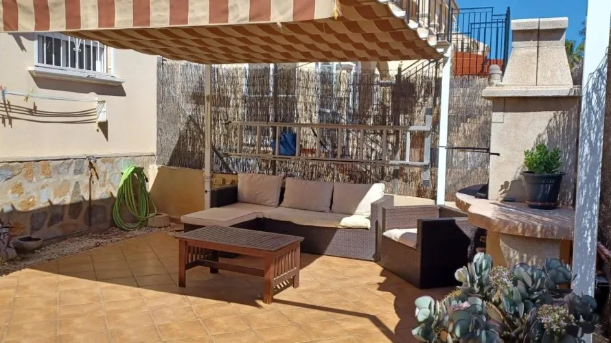 Сasa de 3 dormitorios en Alicante, Spain No. 1109 № 17
