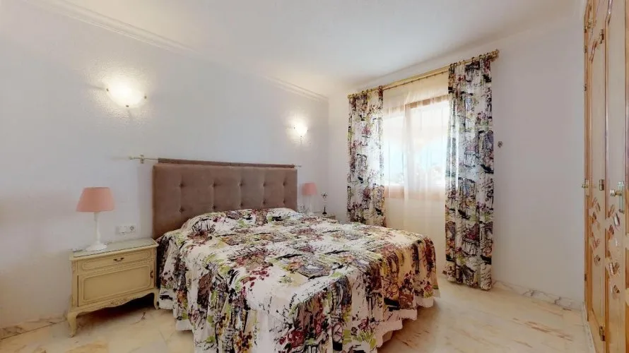 Villa de 7 dormitorios en Maryvilla, Spain No. 397 № 26