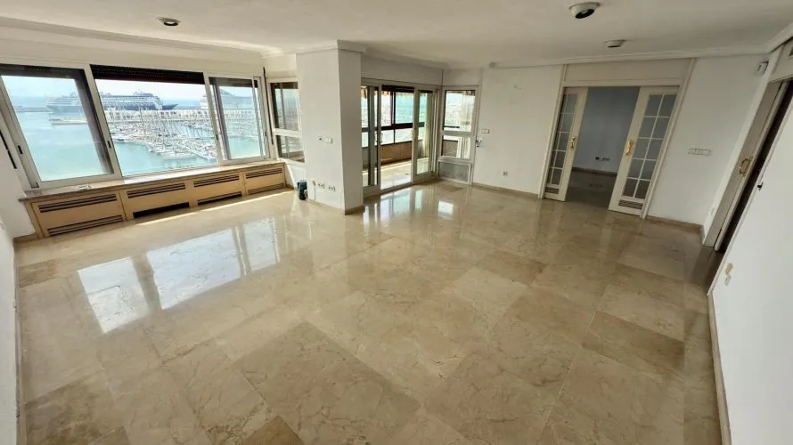 Ático de 6 dormitorios en Alicante, Spain No. 752 № 5