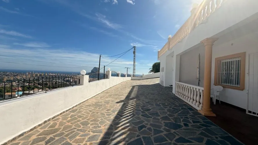 Villa de 384m² en Calpe, Spain No. 153 № 3