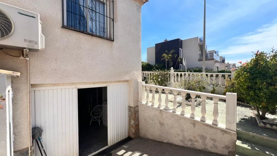 Сasa de 132m² en Torrevieja, Spain No. 884 № 18