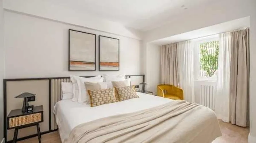 Apartamento de 2 dormitorios en Madrid, Spain No. 636 № 4
