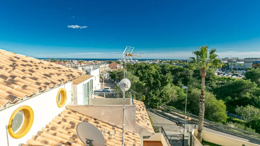 Apartamento de 74m² en Playa Flamenca II, Spain No. 1083 № 1