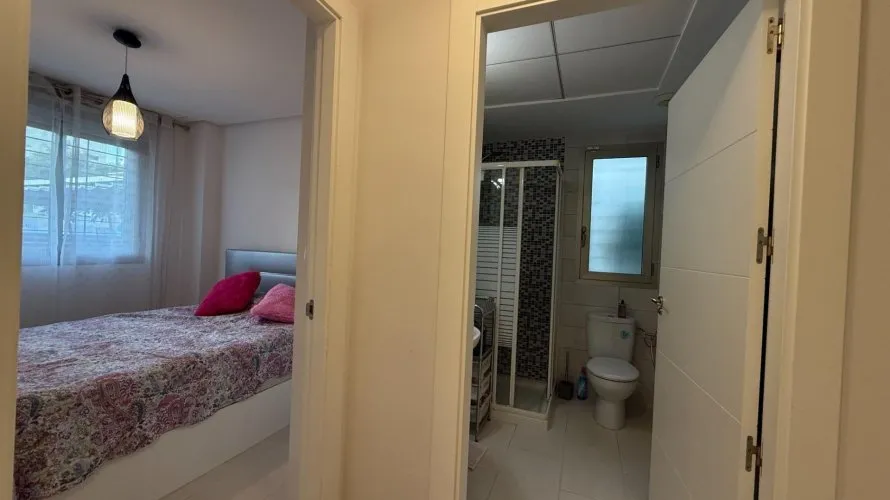 Apartamento de 3 dormitorios en Torrevieja, Spain No. 167 № 27