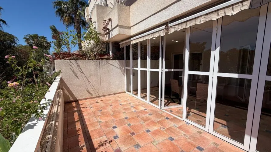 Apartamento de 2 dormitorios en Alicante, Spain No. 1163 № 9