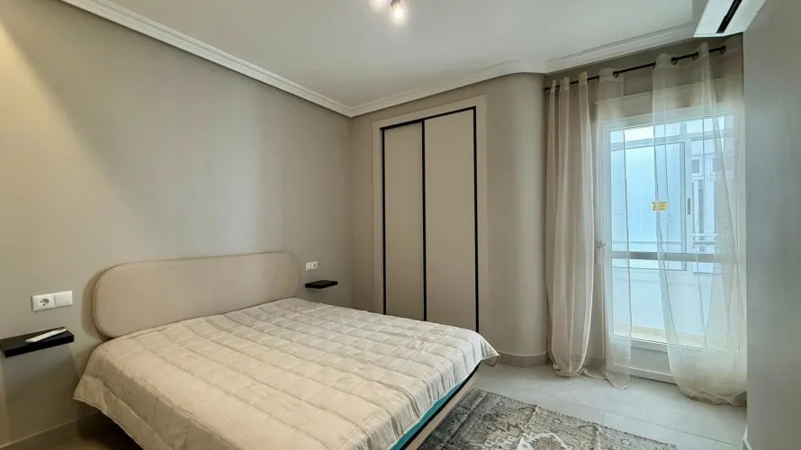 Apartamento de 2 dormitorios en Torrevieja, Spain No. 1426 № 3