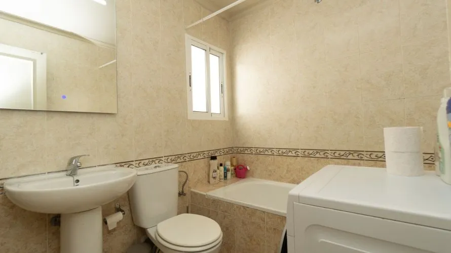 Сasa de 85m² en La Zenia, Spain No. 1358 № 12