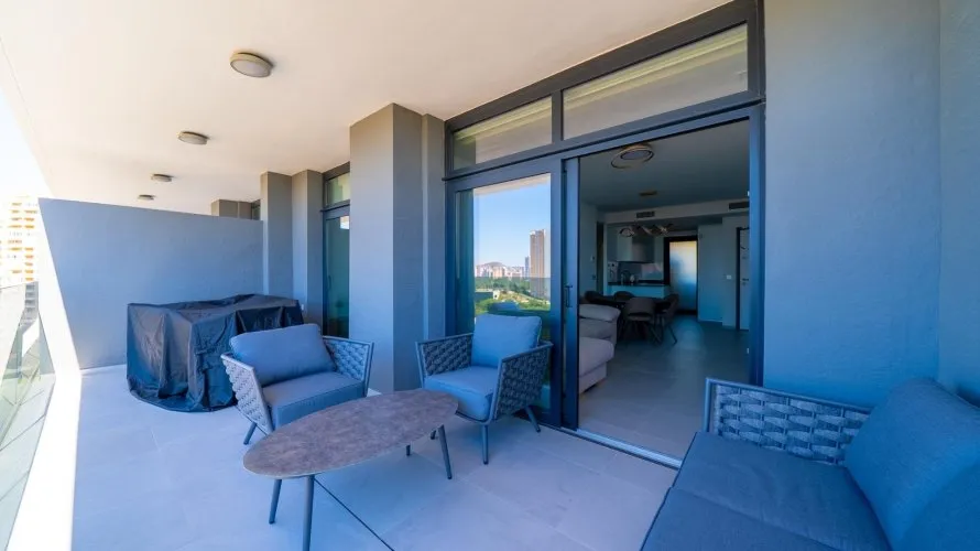 Apartamento de 2 dormitorios en Benidorm, Spain No. 727 № 17