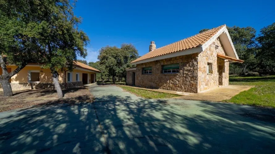 Сasa de 8 dormitorios en Colmenarejo, Spain No. 1396 № 7