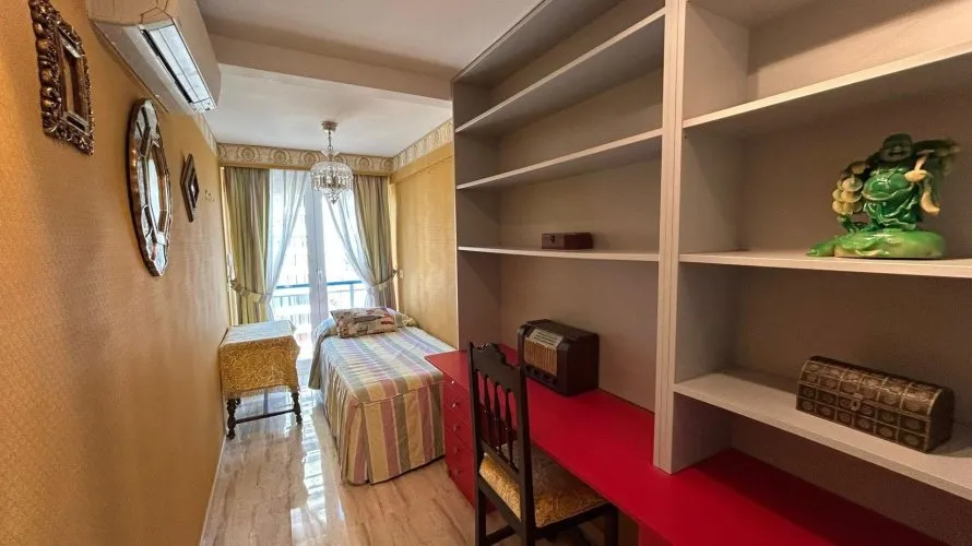 Apartamento de 2 dormitorios en Benidorm, Spain No. 652 № 13