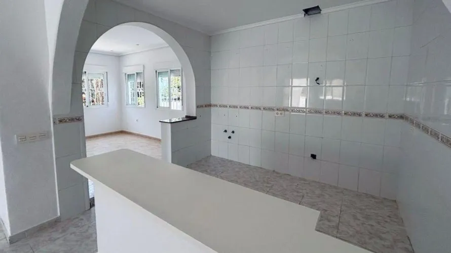 Villa de 3 dormitorios en Ciudad Quesada, Spain No. 819 № 8