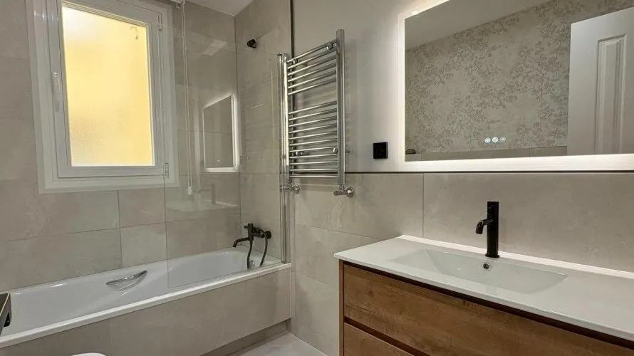 Apartamento de 2 dormitorios en Madrid, Spain No. 1033 № 21