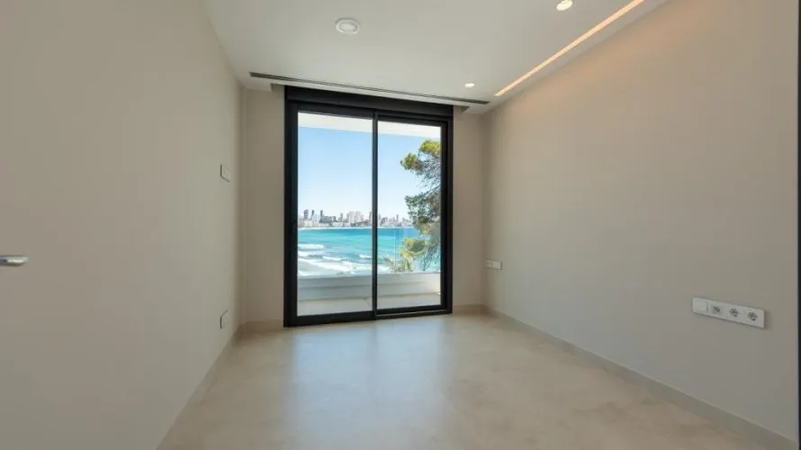 Ático de 4 dormitorios en Benidorm, Spain No. 256 № 13