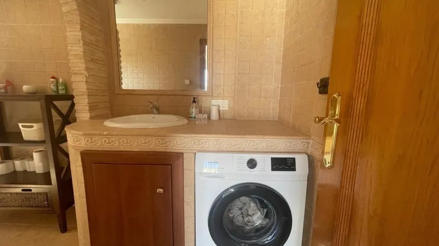 Сasa de 5 dormitorios en Torrevieja, Spain No. 802 № 14