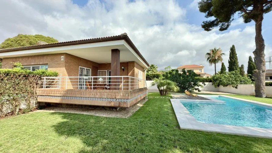 Villa de 3 dormitorios en La Nucia, Spain No. 80 № 26