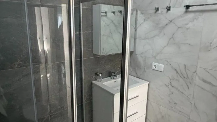Apartamento de 3 dormitorios en Torrevieja, Spain No. 953 № 27