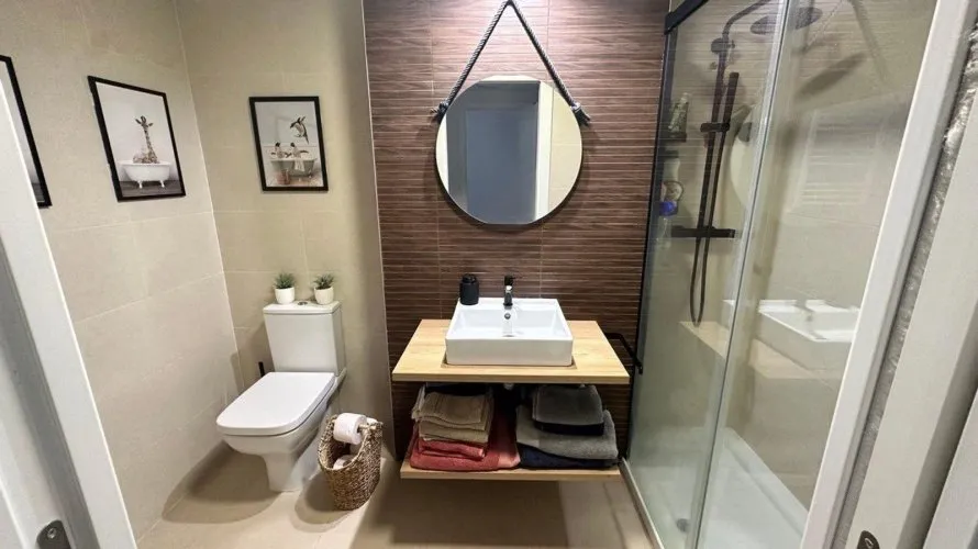 Apartamento de 3 dormitorios en Alicante, Spain No. 1944 № 8