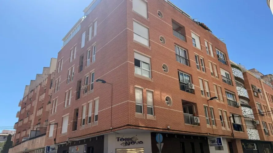 Apartamento de 2 dormitorios en Torrevieja, Spain No. 2762 № 15
