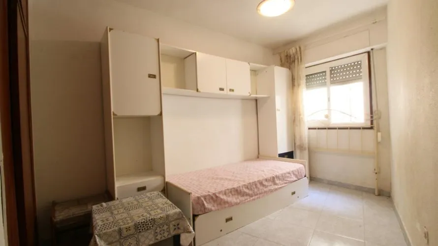 Apartamento de 2 dormitorios en Alicante, Spain No. 1545 № 11