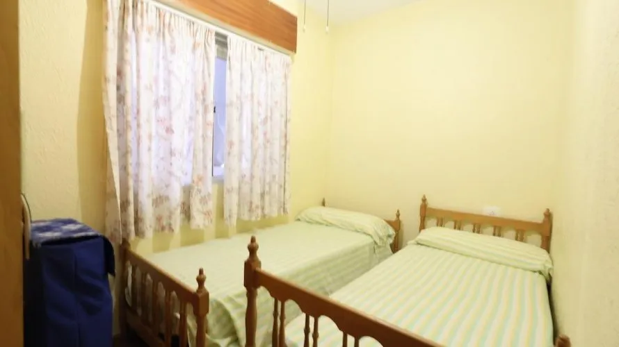 Apartamento de 3 dormitorios en Torrevieja, Spain No. 2779 № 2