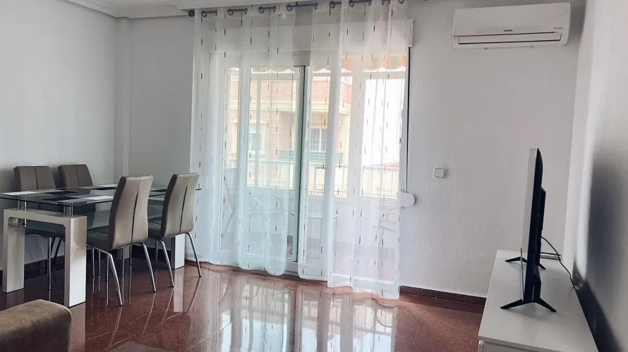 Apartamento de 2 dormitorios en Torrevieja, Spain No. 2686 № 17