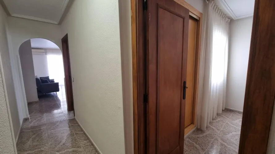 Apartamento de 2 dormitorios en Torrevieja, Spain No. 2682 № 19