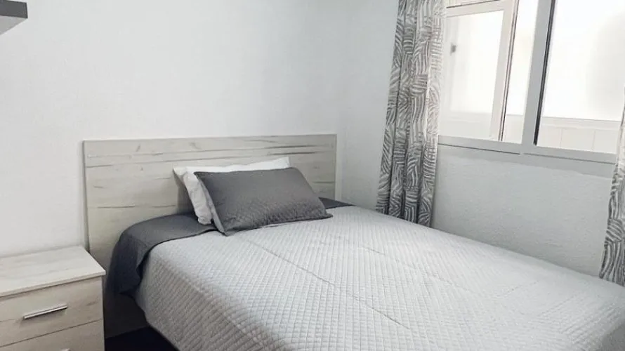 Apartamento de 2 dormitorios en Torrevieja, Spain No. 2686 № 8