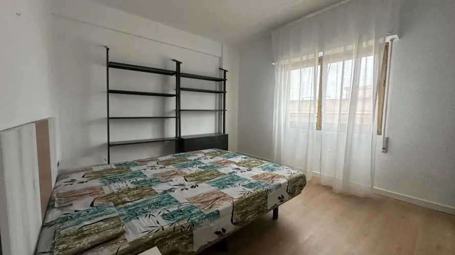 Apartamento de 2 dormitorios en Alicante, Spain No. 2640 № 18