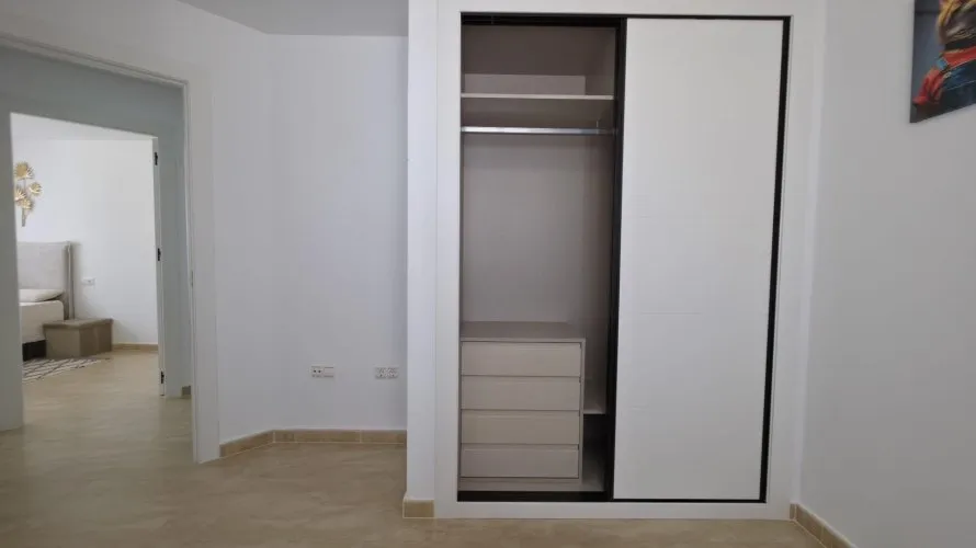 Apartamento de 3 dormitorios en Torrevieja, Spain No. 1953 № 16
