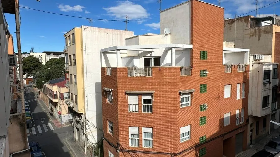 Apartamento de 2 dormitorios en Alicante, Spain No. 2766 № 5