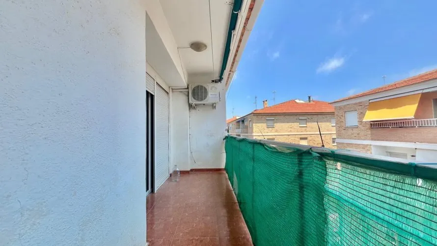 Apartamento de 3 dormitorios en Torrevieja, Spain No. 2670 № 3