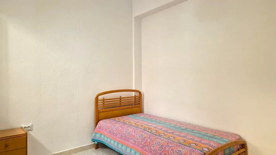 Apartamento de 2 dormitorios en Alicante, Spain No. 2776 № 9